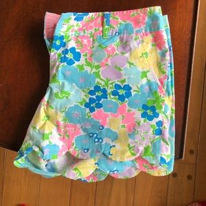 Lilly Pulitzer buttercup shorts sz 12
